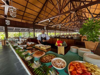 Indische Oceaan-Malediven-The Barefoot Eco Hotel-buffet